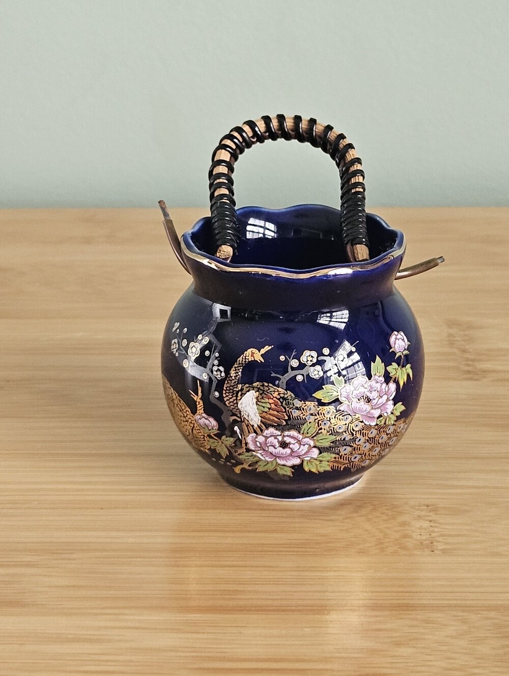 Vintage Japanese Kutani Miniature Porcelain Basket Handle Mini Jar Pot Vase Bird